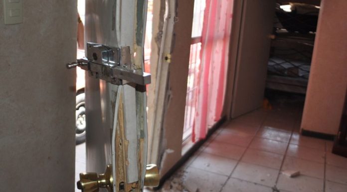 (Español) ROBAN CASA EN GUATEMALA RESGUARDADA POR 60 POLICÍAS